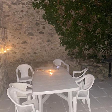 Maison Les Ramparts Villefranche-de-Conflent Exteriör bild