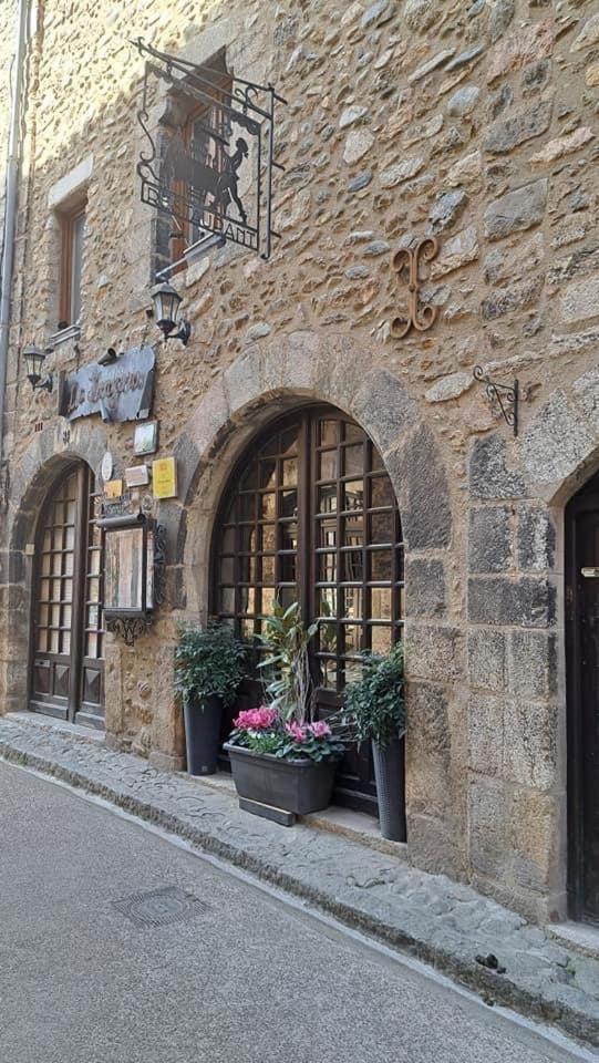 Maison Les Ramparts Villefranche-de-Conflent Exteriör bild