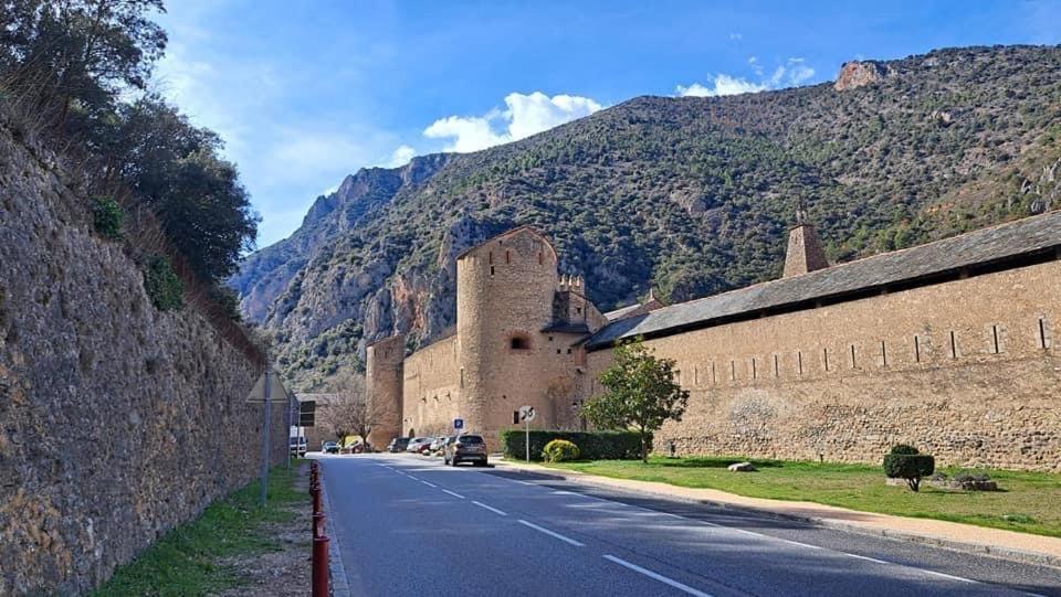 Maison Les Ramparts Villefranche-de-Conflent Exteriör bild
